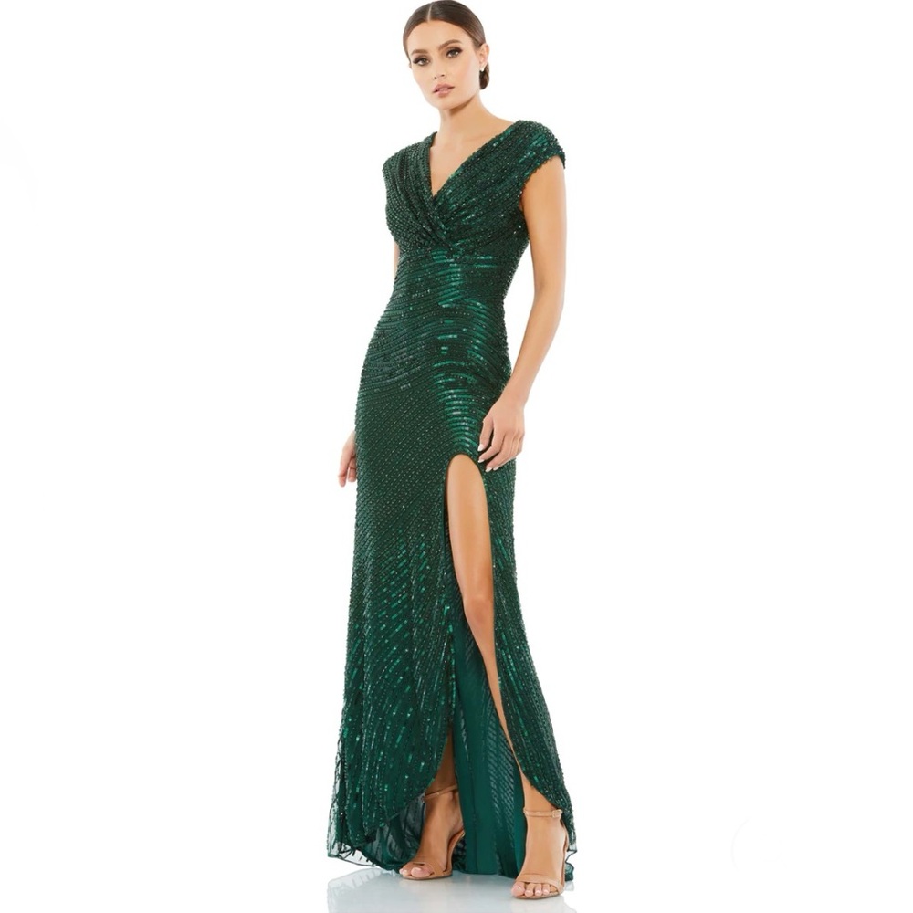 MAC DUGGAL Cap Sleeve Sequined Evening Gown NEW Size 12 Forest Green Dress